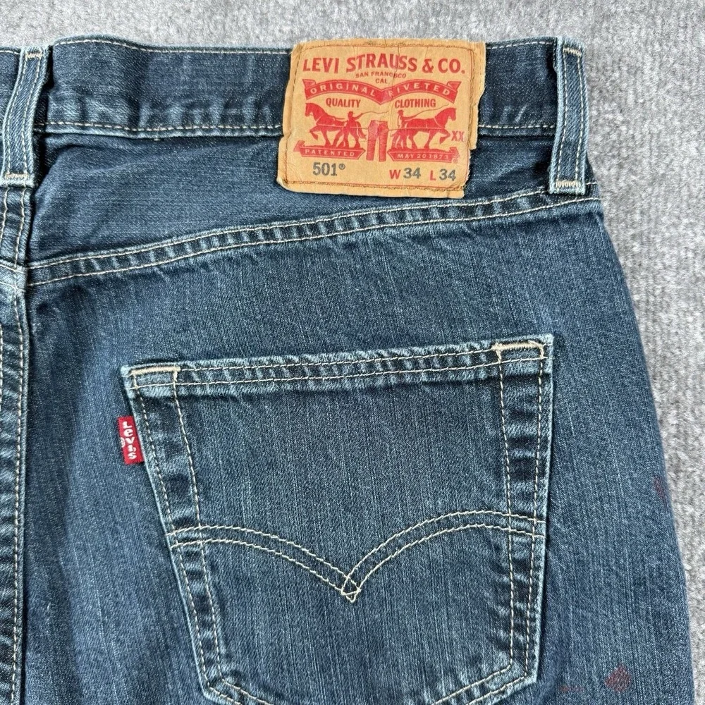 Levi's 501 Jeans Men's 34x34 Blue Denim Button Fly Classic Original Fit Modern
